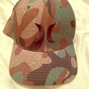 Hurley camo cap